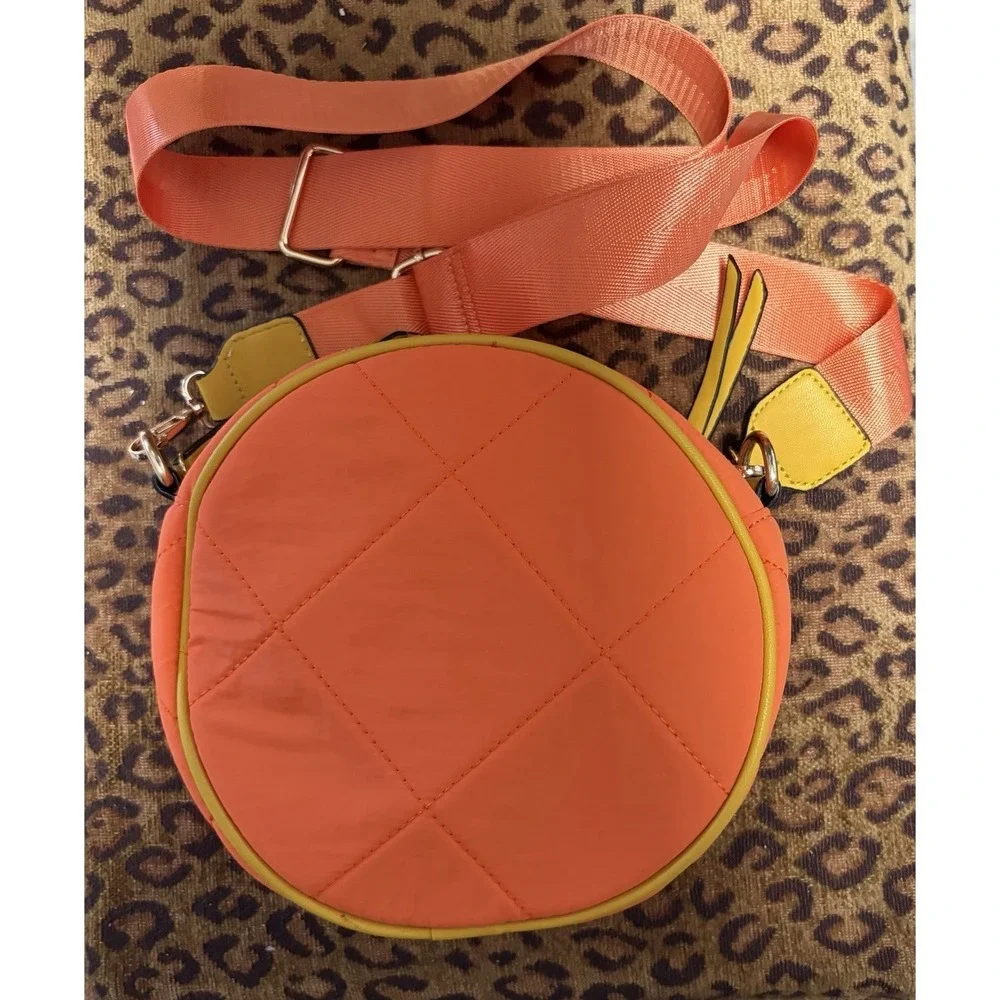 TESSIE Orange Quilted Round Crossbody Bag Yellow Trim Gold Hardware Adj Straps‎